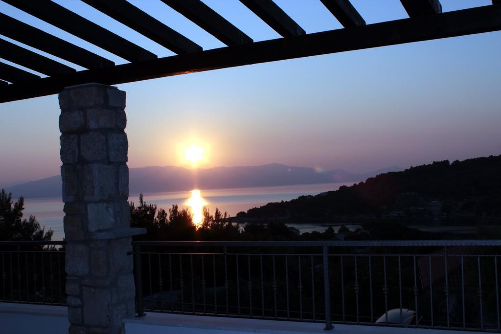 Apartments Kaic Rogač Eksteriør bilde