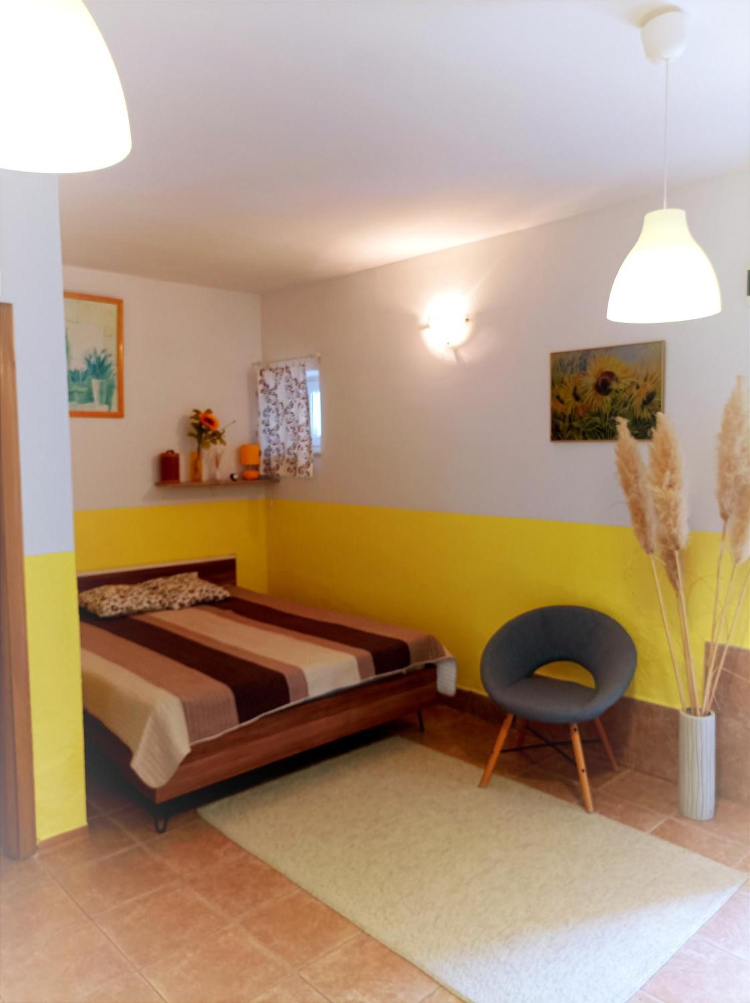 Apartments Kaic Rogač Rom bilde