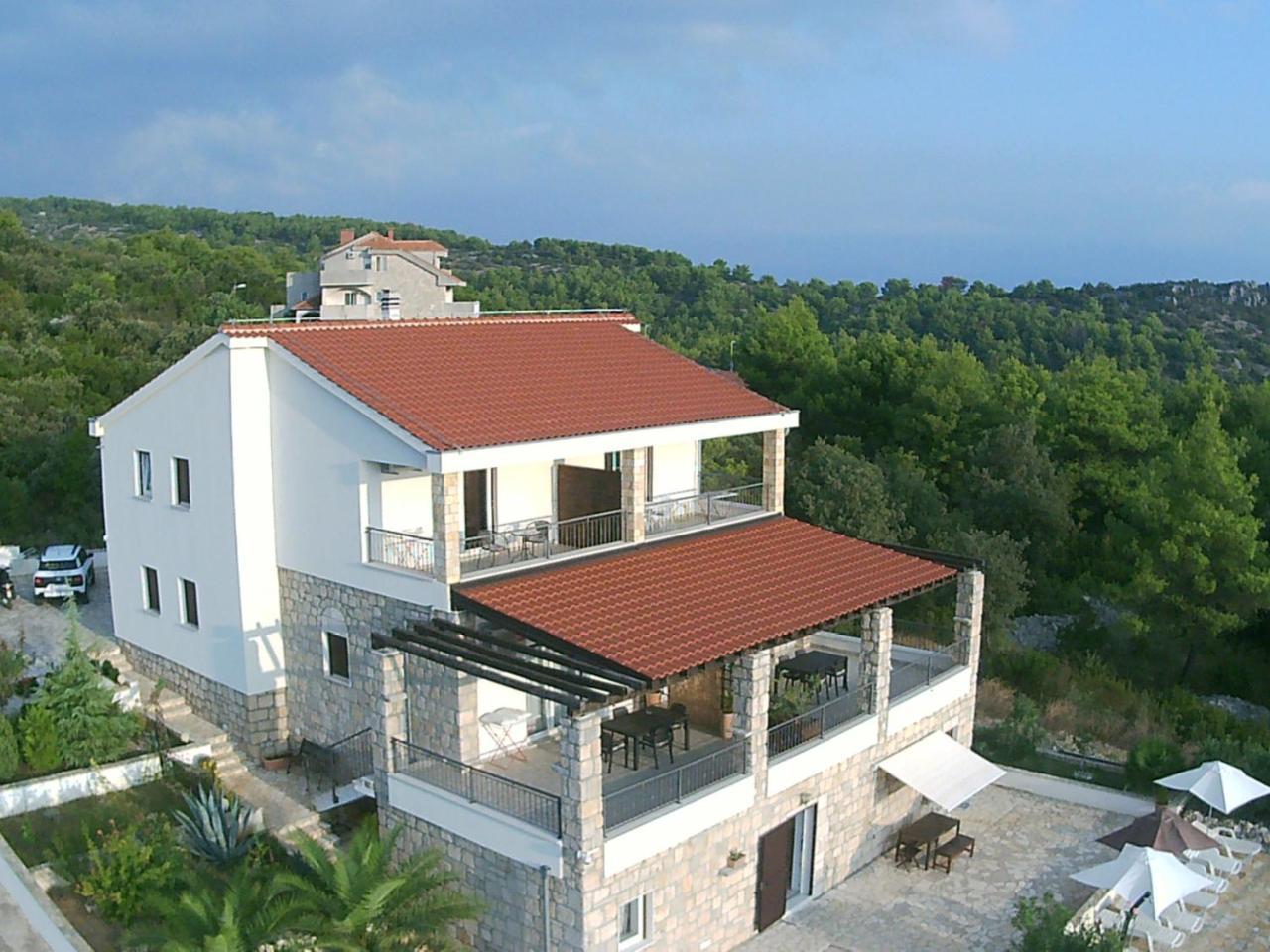 Apartments Kaic Rogač Eksteriør bilde