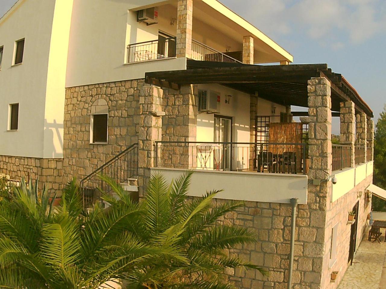 Apartments Kaic Rogač Eksteriør bilde